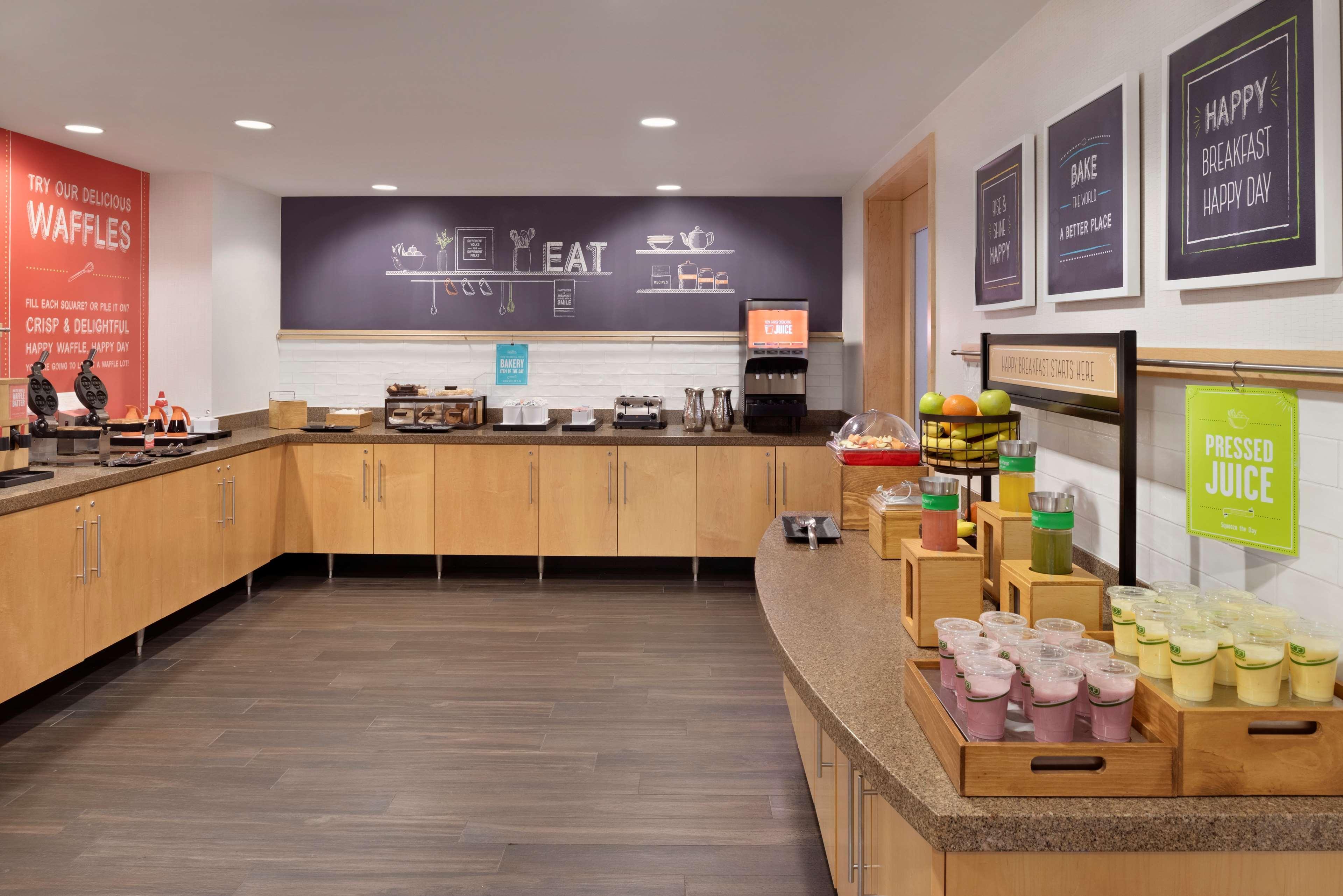 Hampton Inn & Suites Madison - West Екстериор снимка