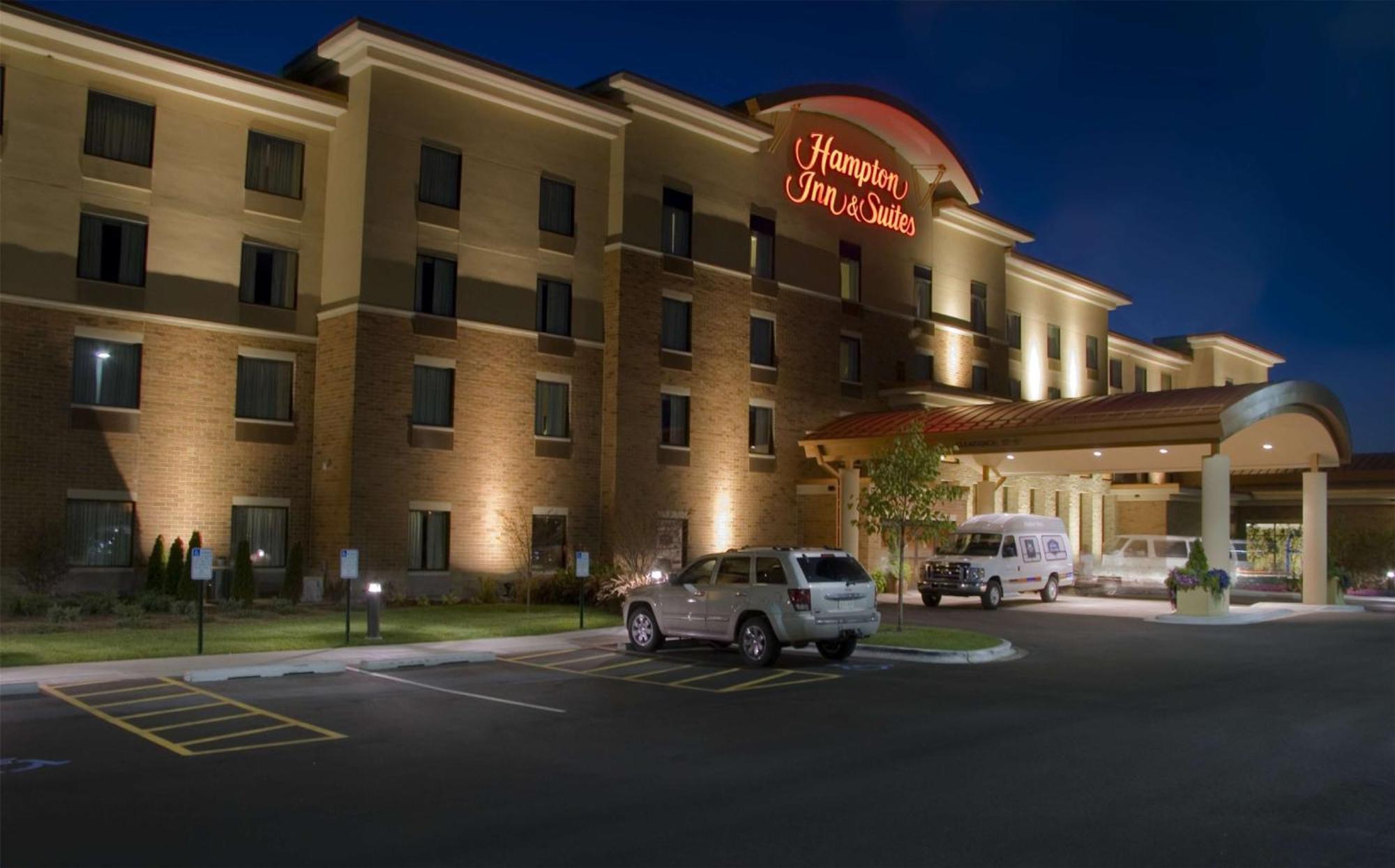 Hampton Inn & Suites Madison - West Екстериор снимка