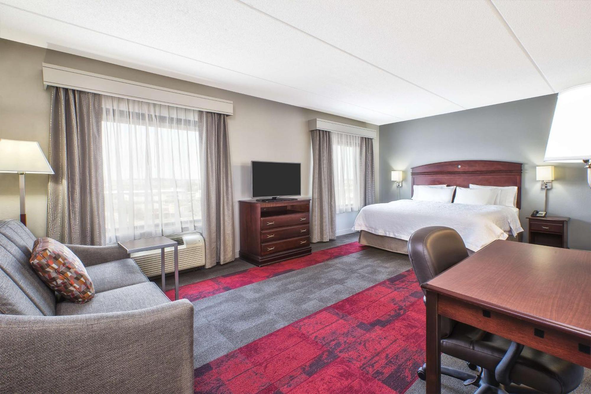 Hampton Inn & Suites Madison - West Екстериор снимка