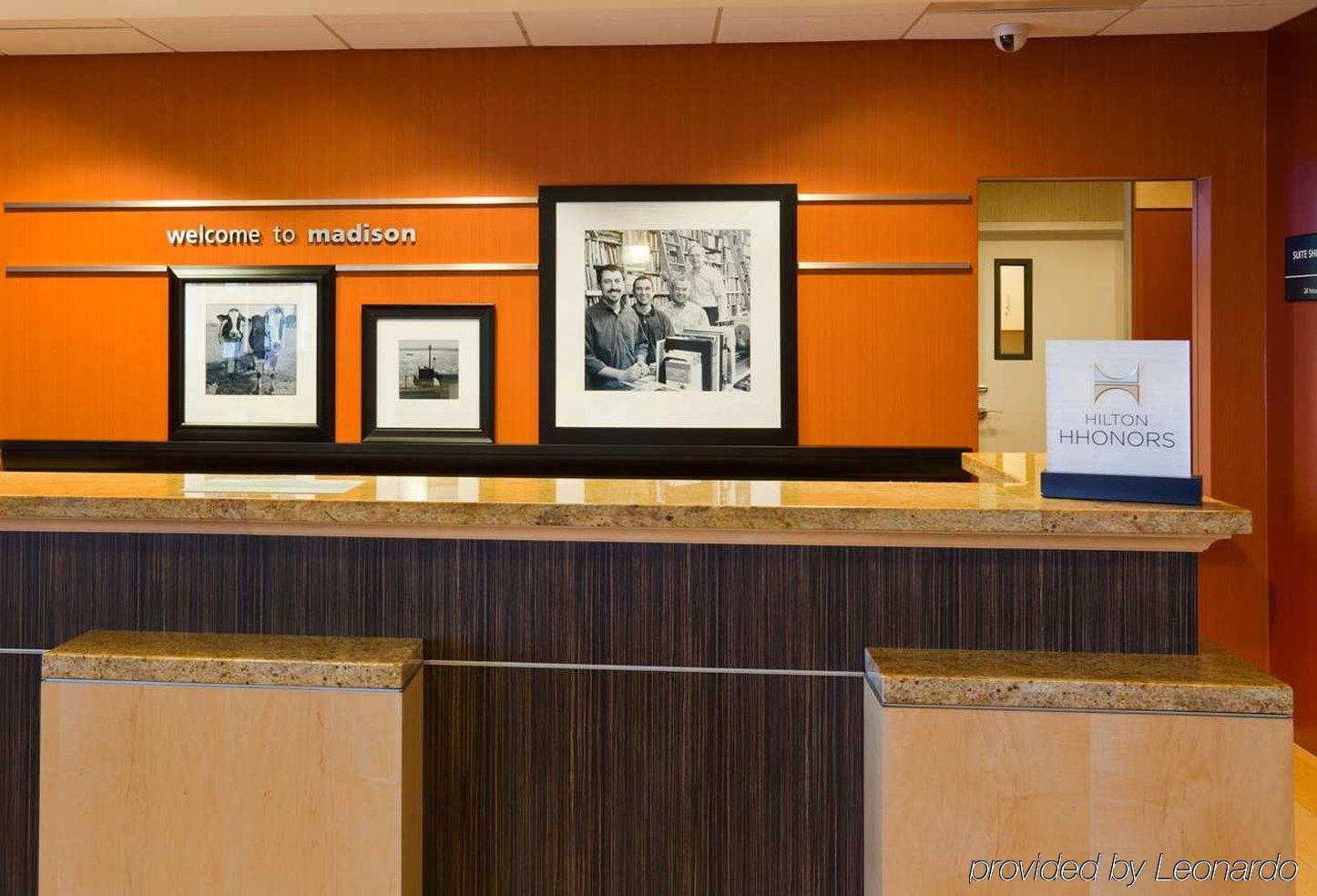 Hampton Inn & Suites Madison - West Екстериор снимка